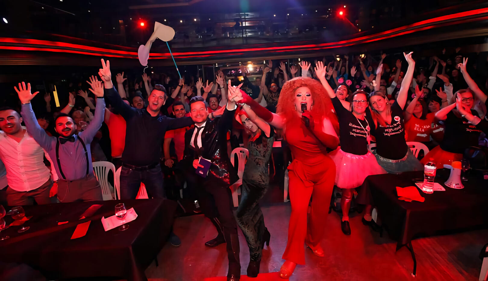 Show en directo Miss Mars Pop actual y voz en directo de Miss Mars drag queen española